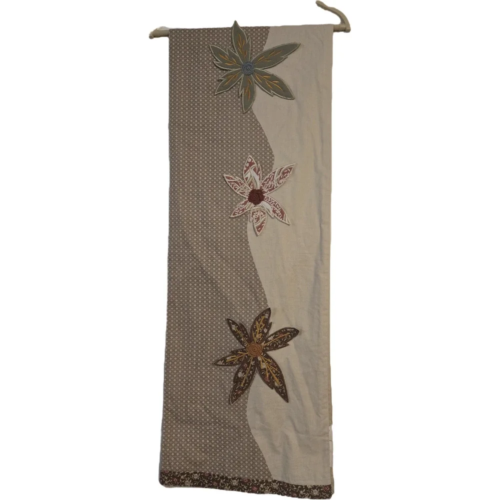 Pier 1 Floral Applique Neutral Patterned Table Runner 13x72